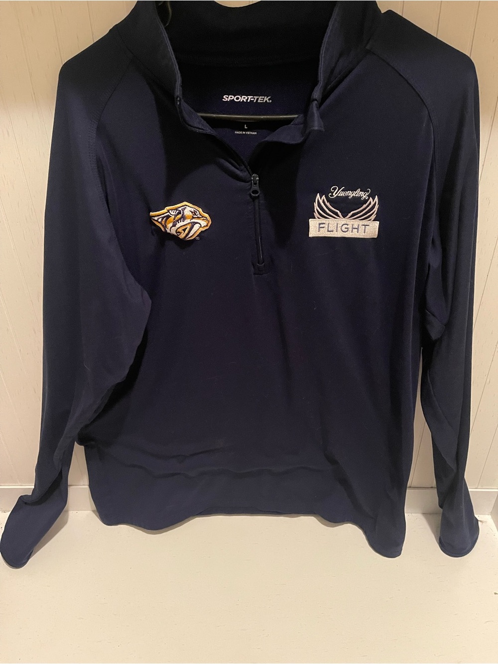 Nashville Predators Yuengling Flight 1/4 Zip Pullover Men’s Large NHL Beer